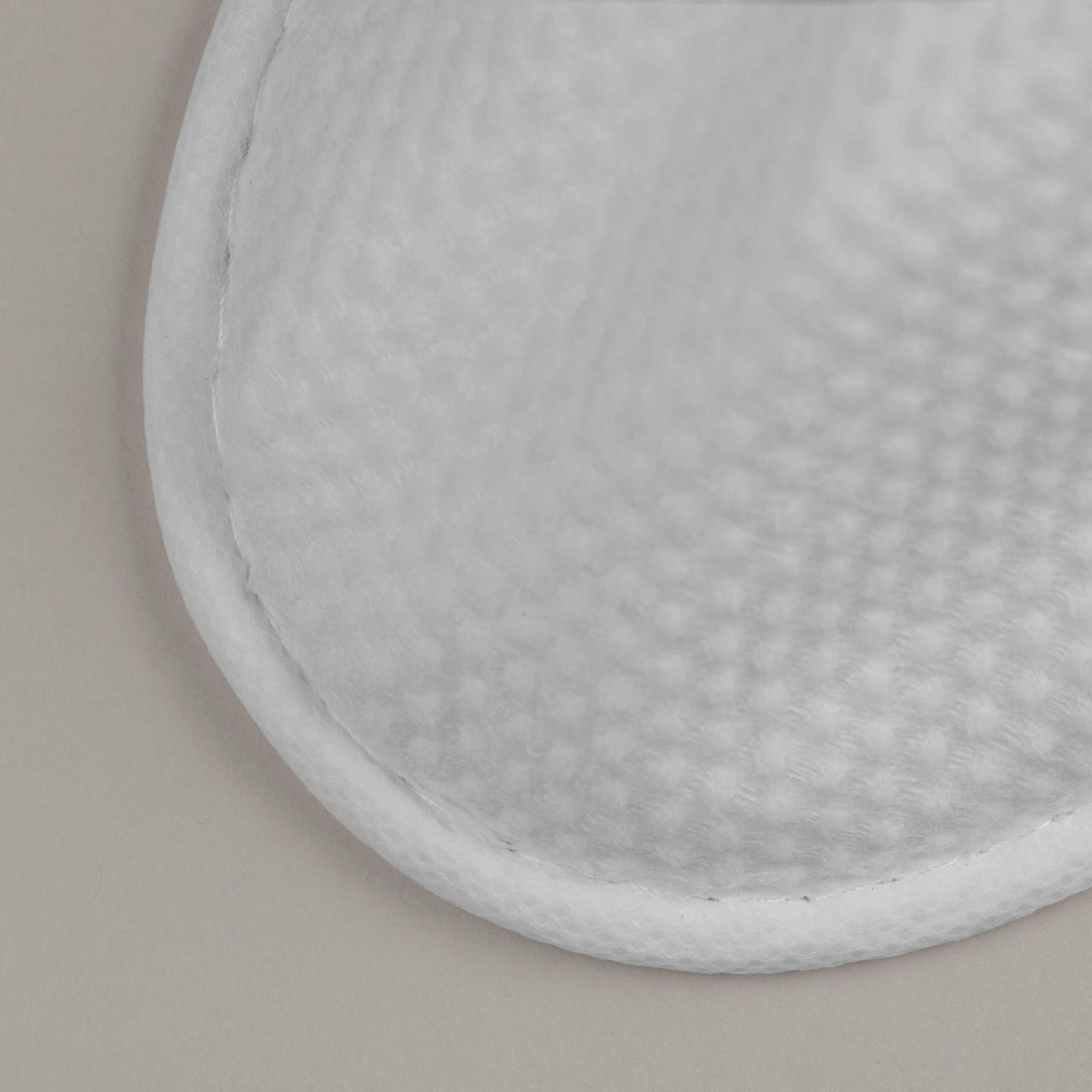 Hotelové pantofle EKO Natural bílé zavřené