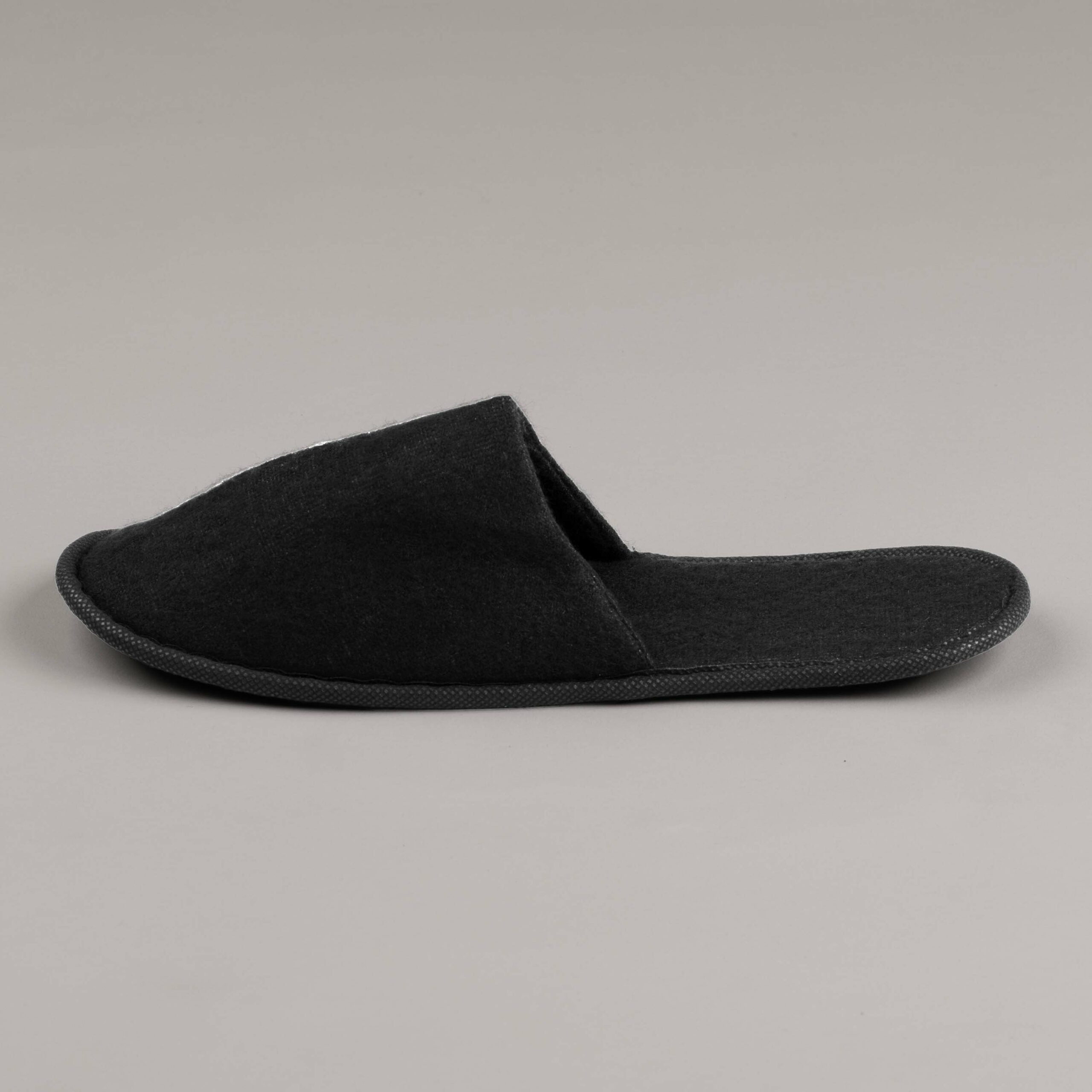Hotelové pantofle BASIC NAP CLOTH 30 cm protiskluzové černé