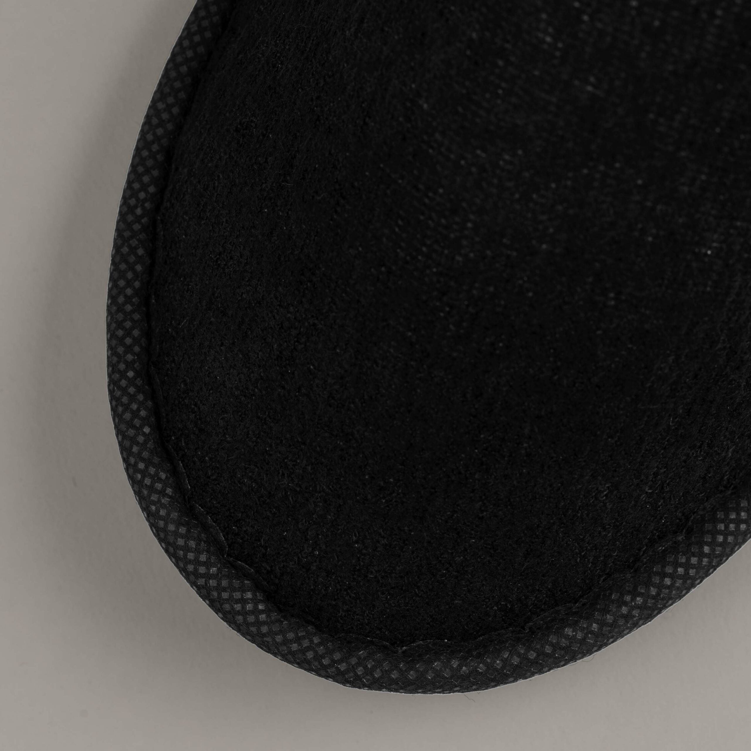 Hotelové pantofle BASIC NAP CLOTH 30 cm protiskluzové černé