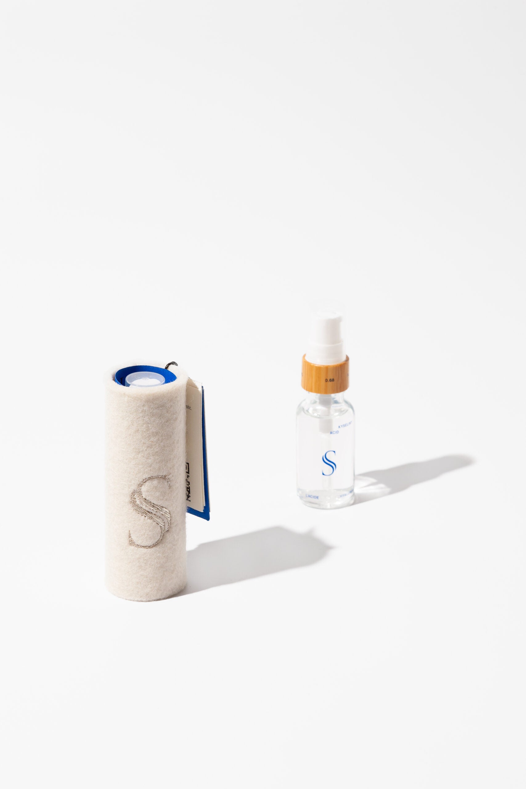 Sérum kyseliny hyaluronové 4% Smyssly